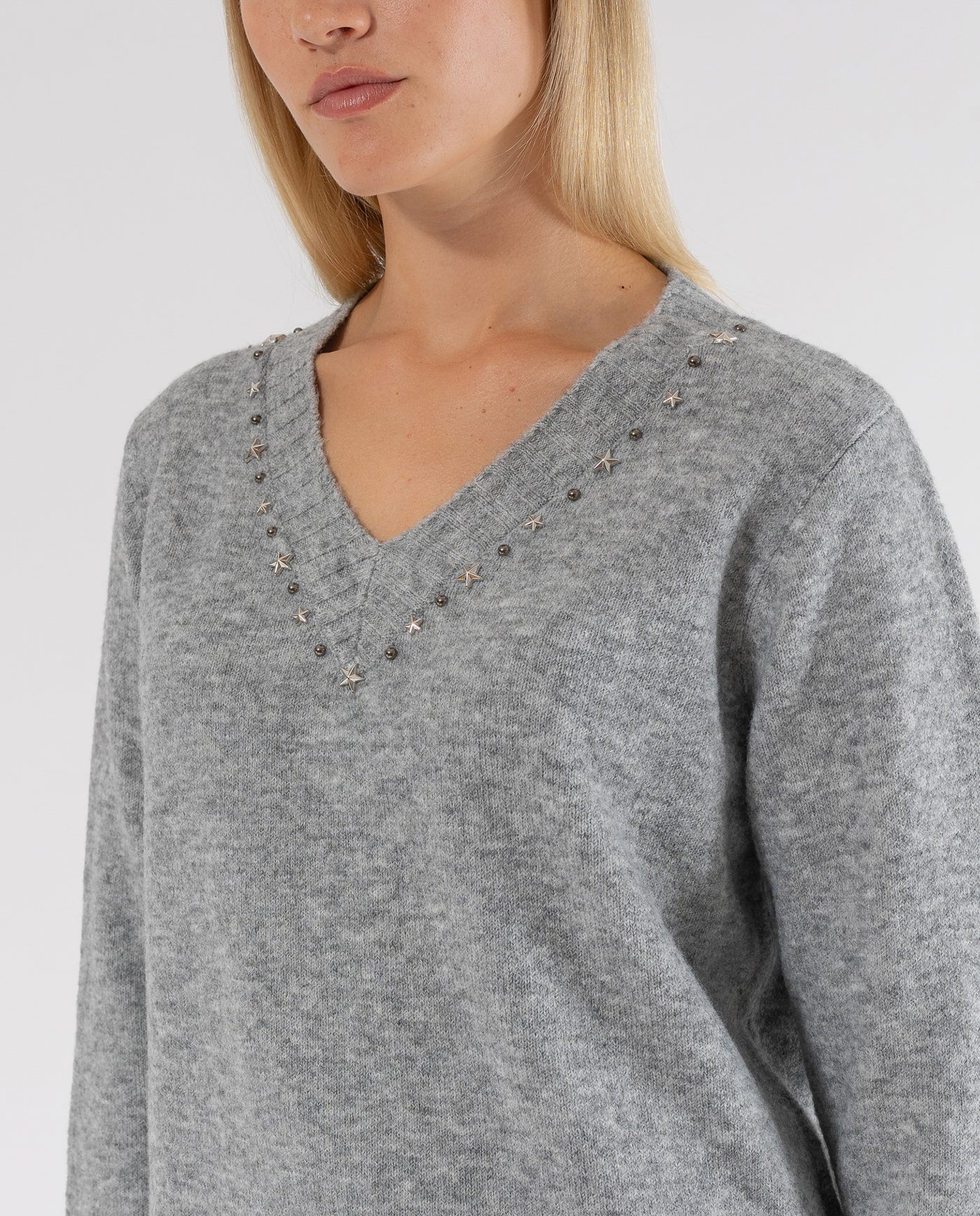 JASPER GREY STUDDED SWEATER ON NECK