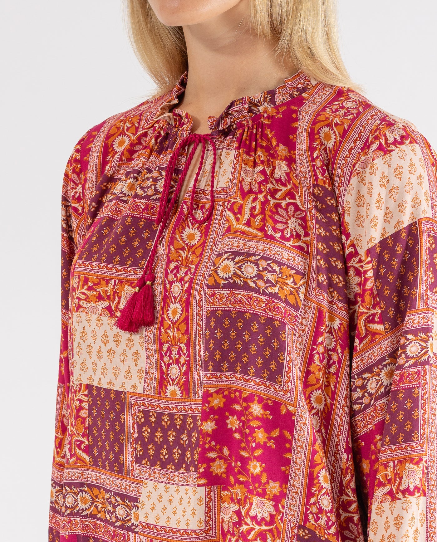 BLUSA ESTAMPACION PATCHWORK GRANATE