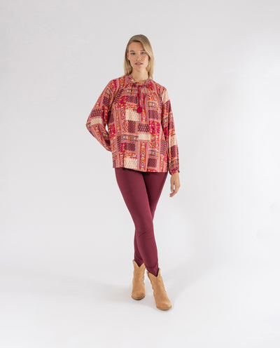 BLUSA ESTAMPACION PATCHWORK GRANATE