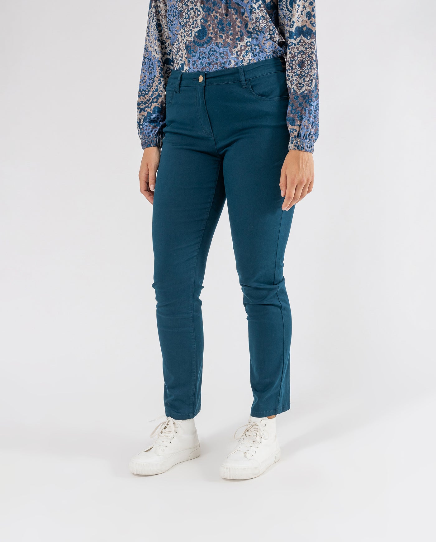 PANTALON PUSH UP COLOR AZUL PATO