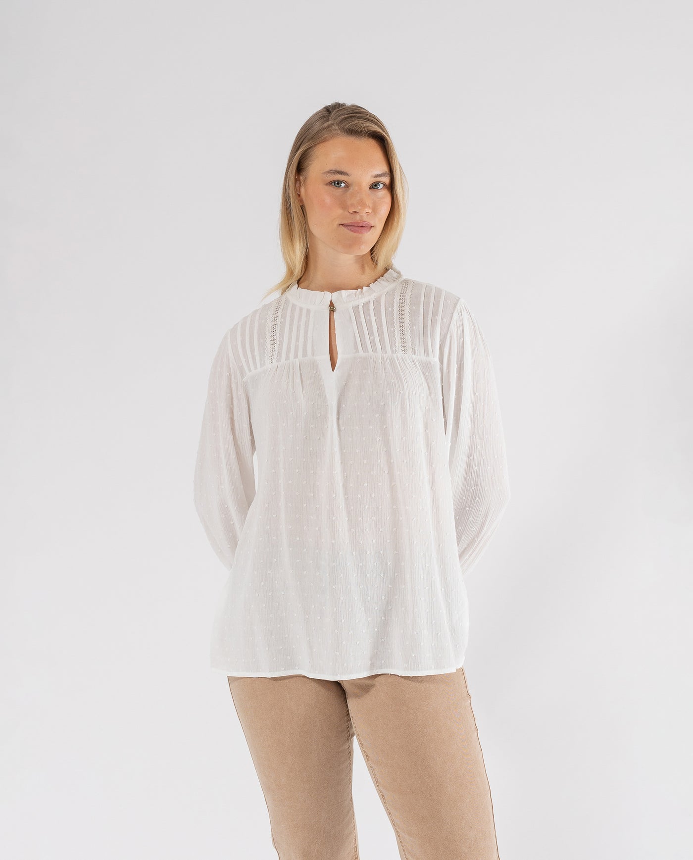 BLUSA TEJIDO PLUMETI BAMBULA CRUDO