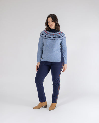 MEDIUM BLUE HEARTS BORDER SWEATER