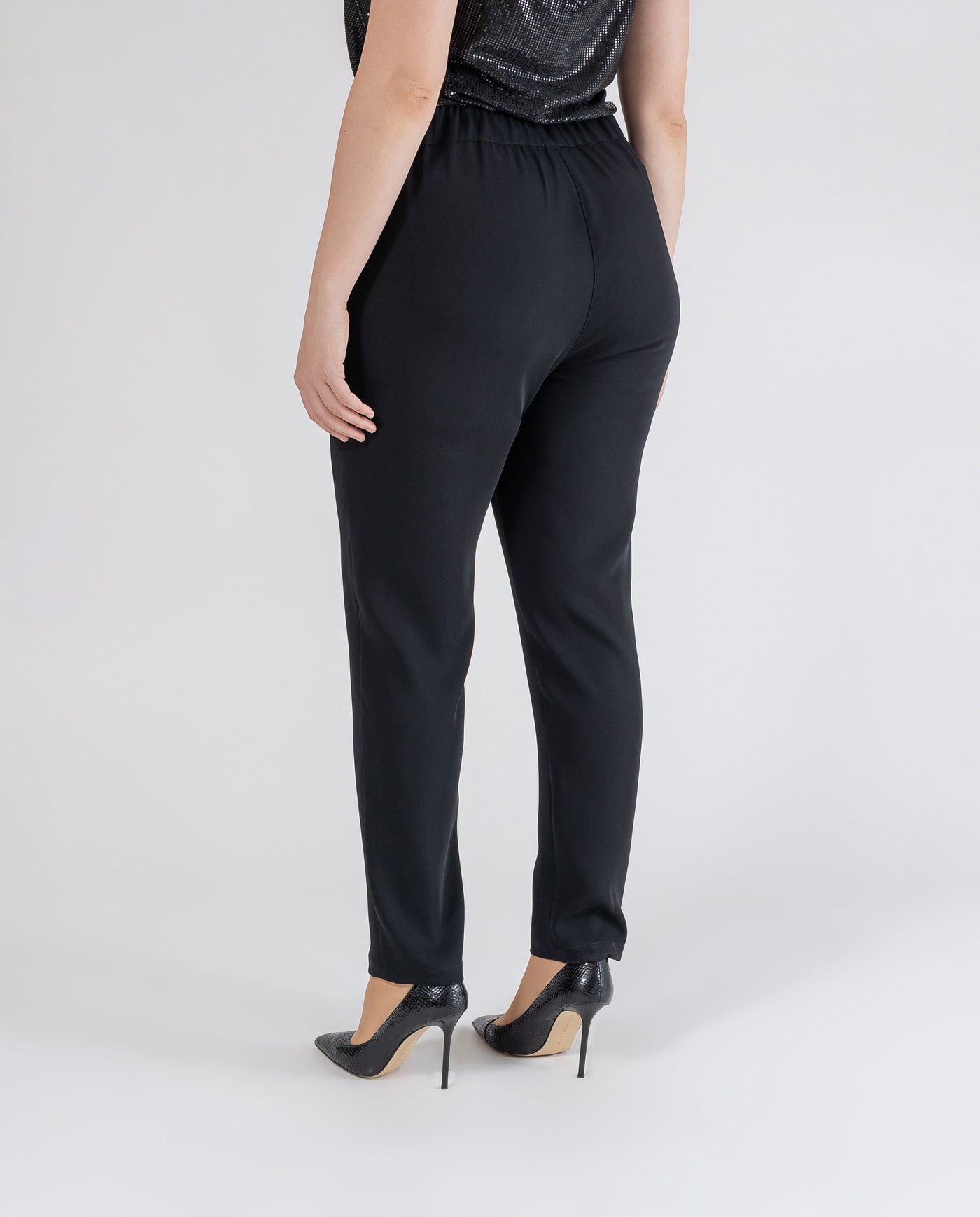 PANTALON BOLSILLO LENTEJUELAS NEGRO